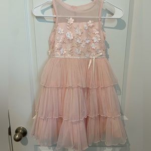 Girls ruffle dress, size 6